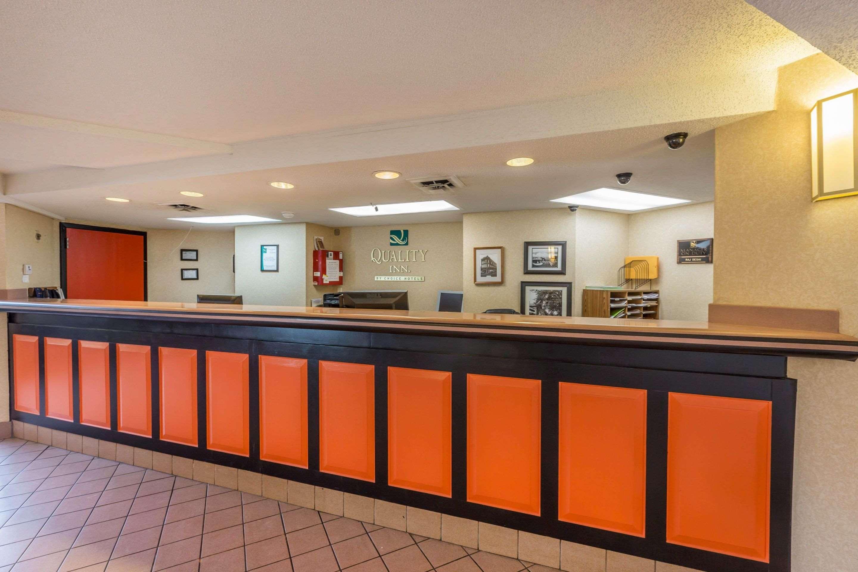 Quality Inn Greer Εξωτερικό φωτογραφία