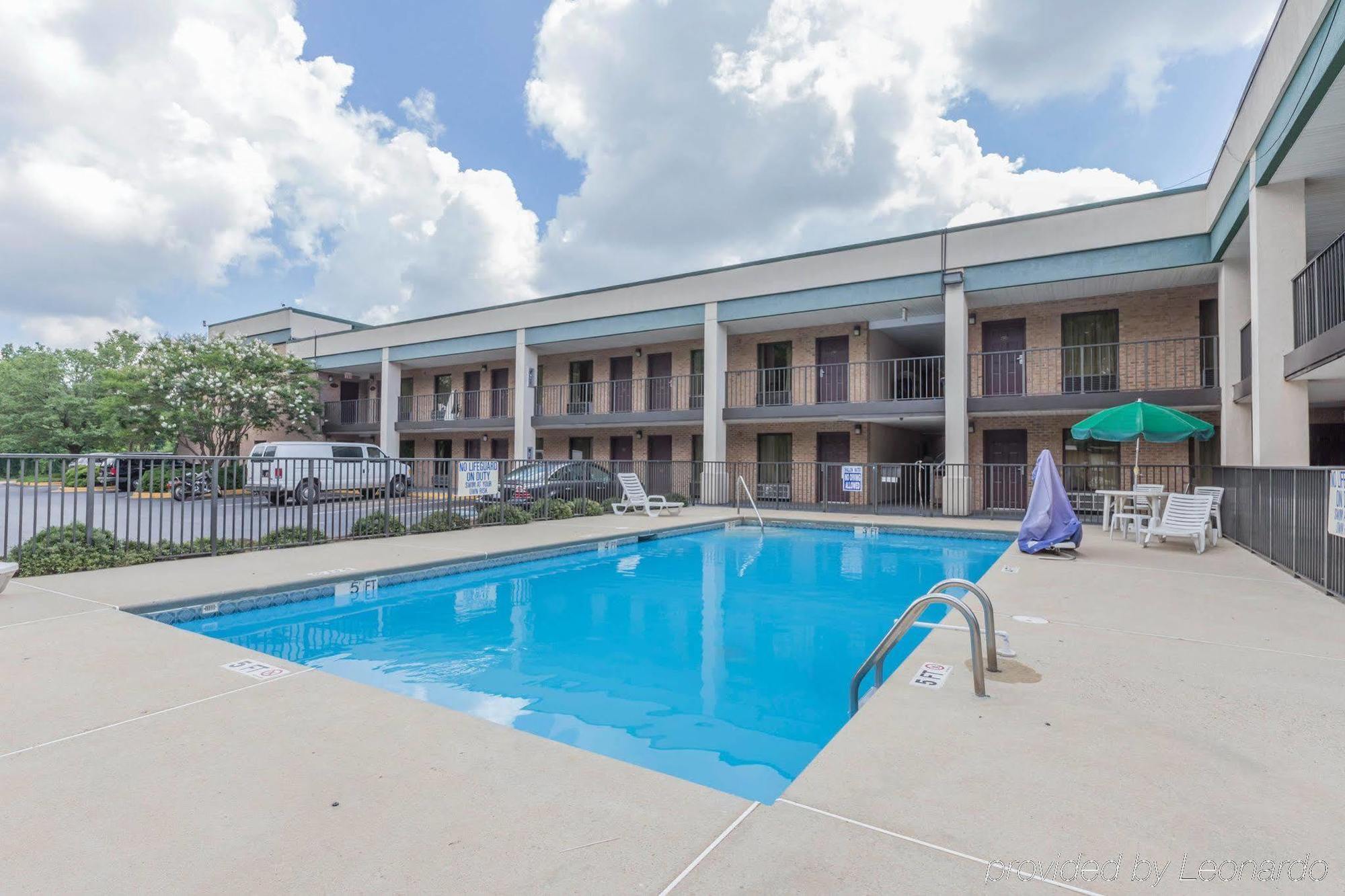 Quality Inn Greer Εξωτερικό φωτογραφία